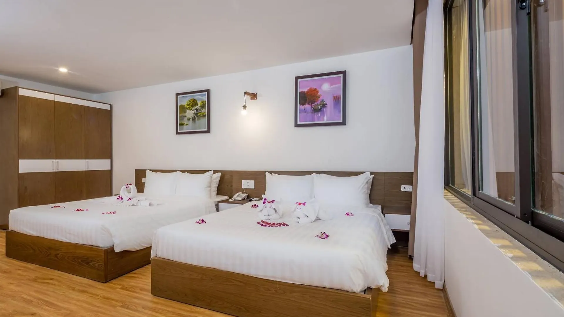 Silana Beachfront Hotel & Spa Da Nang
